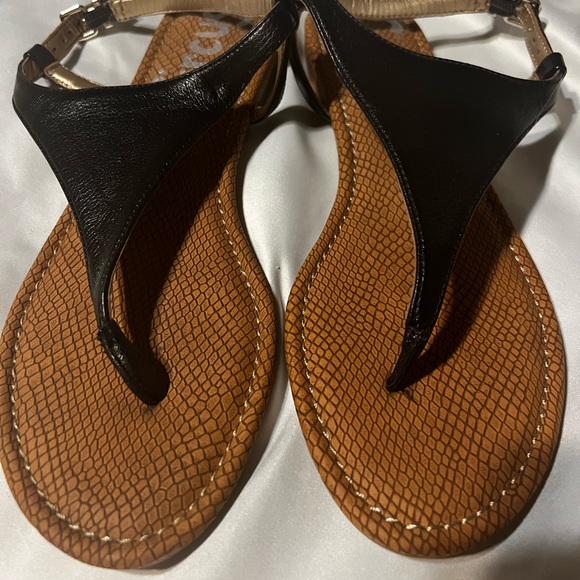 Circus by Sam Edelman Thong Sandals - Picture 4 of 7